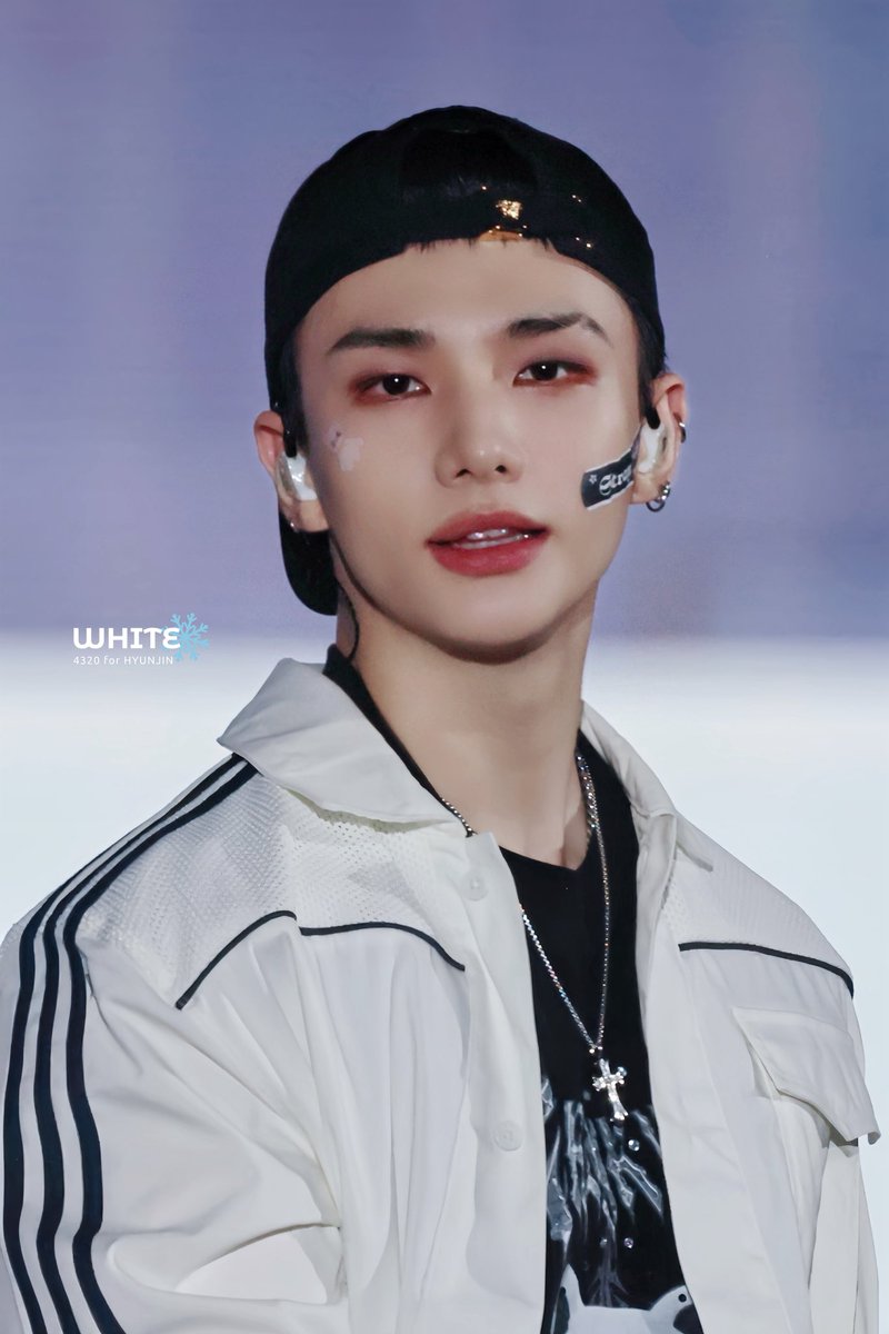 WHITE❄️4320 on X: 