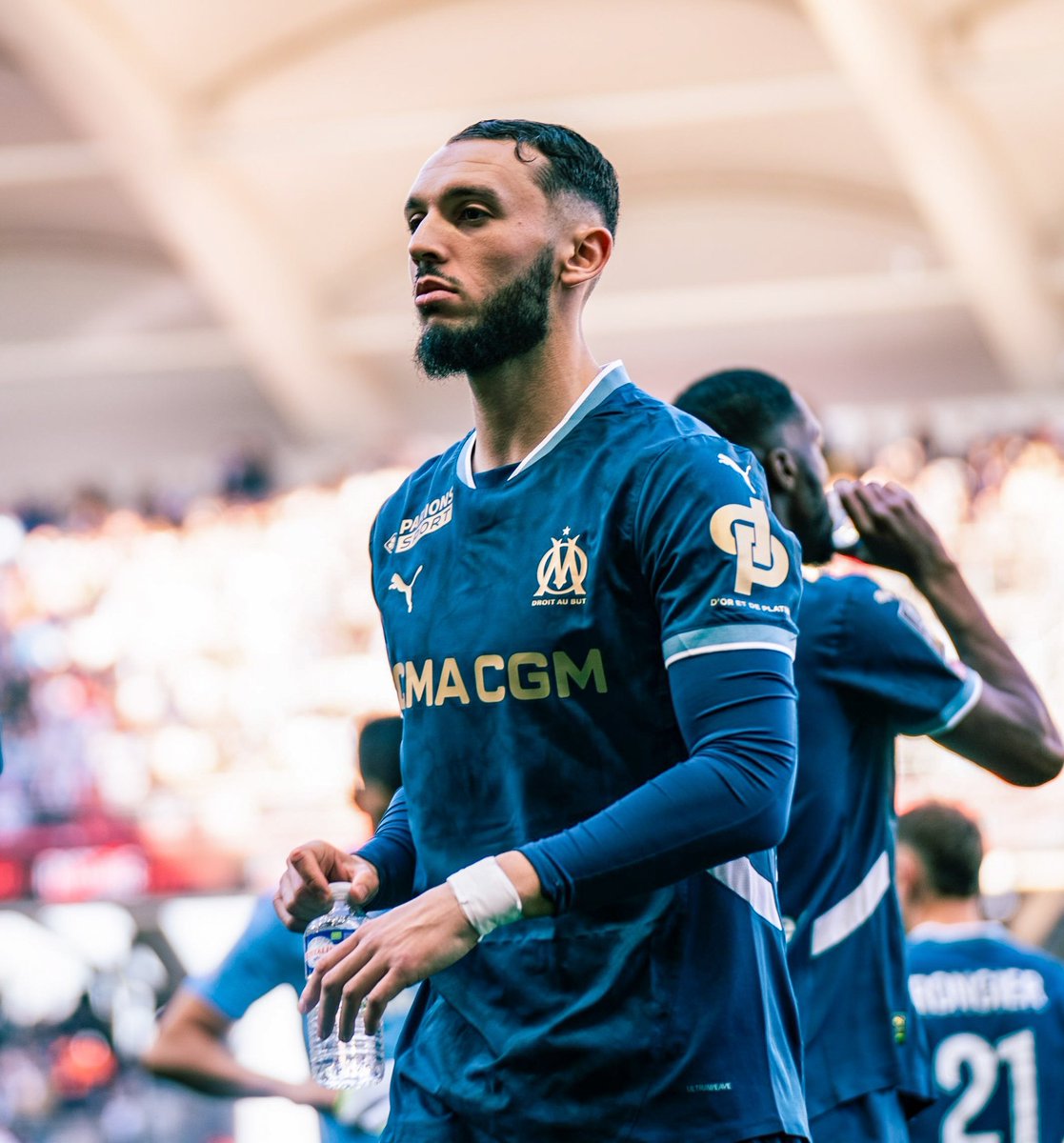 FansdeFUT's tweet image. 🚨 CONCOURS SPÉCIAL MULTIPLEX L1

2 maillots à gagner pour 2 personnes, pour participer c'est simple il faut : 

- RT 
- Mettre en réponse le nombre exact de but ce soir ⚽️

30% de réduction sur l'ensemble du site avec le code " FANSDEFUT " 👇

👉 : linktr.ee/fansdefut