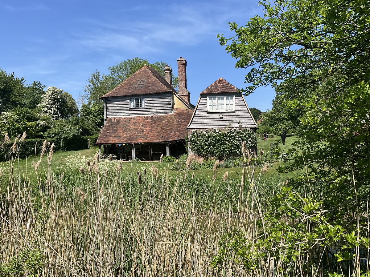 HE Heritage Crime (@heritagecrime) on Twitter photo Q. What does @heritagecrime do on his week off?
A. Heritage #roadtrip across #Kent & #Sussex
Thank you staff &volunteers at <a href="/nationaltrust/">National Trust</a> Bodiam Castle Ightham Mote, Knole House & Smallhythe, Historic Dockyard Chatham & Doddington Place Gardens for your dedication! Q. What does @heritagecrime do on his week off?
A. Heritage #roadtrip across #Kent & #Sussex
Thank you staff &volunteers at <a href="/nationaltrust/">National Trust</a> Bodiam Castle Ightham Mote, Knole House & Smallhythe, Historic Dockyard Chatham & Doddington Place Gardens for your dedication!