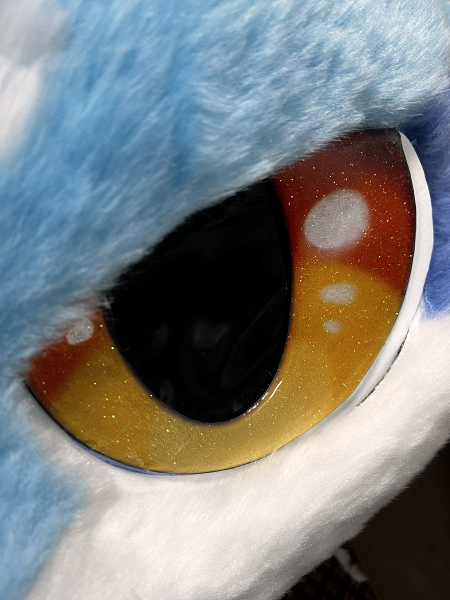 亮晶晶✨
#furry #fursuit #fursuitcommission #kemono