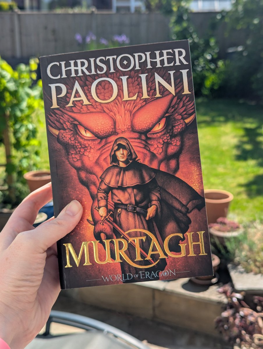 What's everyone reading today? I'm 200 pages into #Murtagh by Christopher Paolini and loving it! 🐉