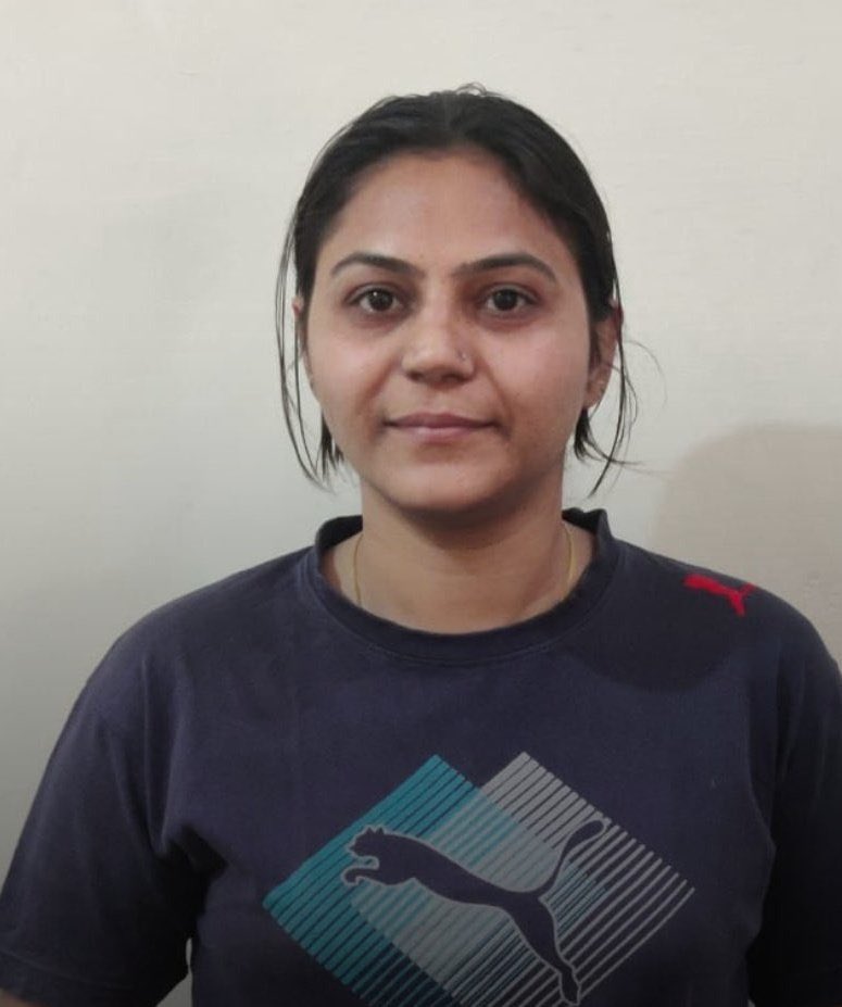 nikuljaitley's tweet image. 🚨 Jyoti Malhotra caught smirking in her mugshot — showing zero remorse for betraying the nation!

#JyotiMalhotra #SpyScandal #NoRemorse #NationalSecurity