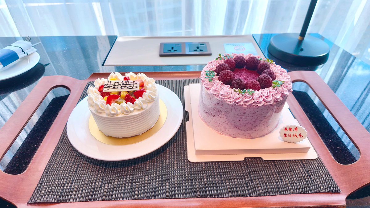 Andrew-rubber tweet media