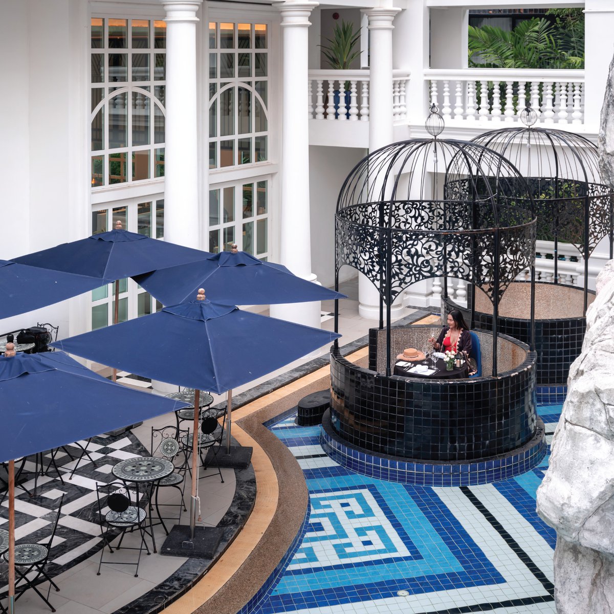 MovenpickMythTH's tweet photo. Start your day at Atrio Restaurant – where delightful breakfasts meet stunning architecture. Savor every bite, soak in the beauty.

#AtrioRestaurant #MovenpickMythHotelPatong #BreakfastWithAView #SavorTheMoment #PhuketEats #ArchitecturalBeauty https://t.co/HnWcSCwRgZ