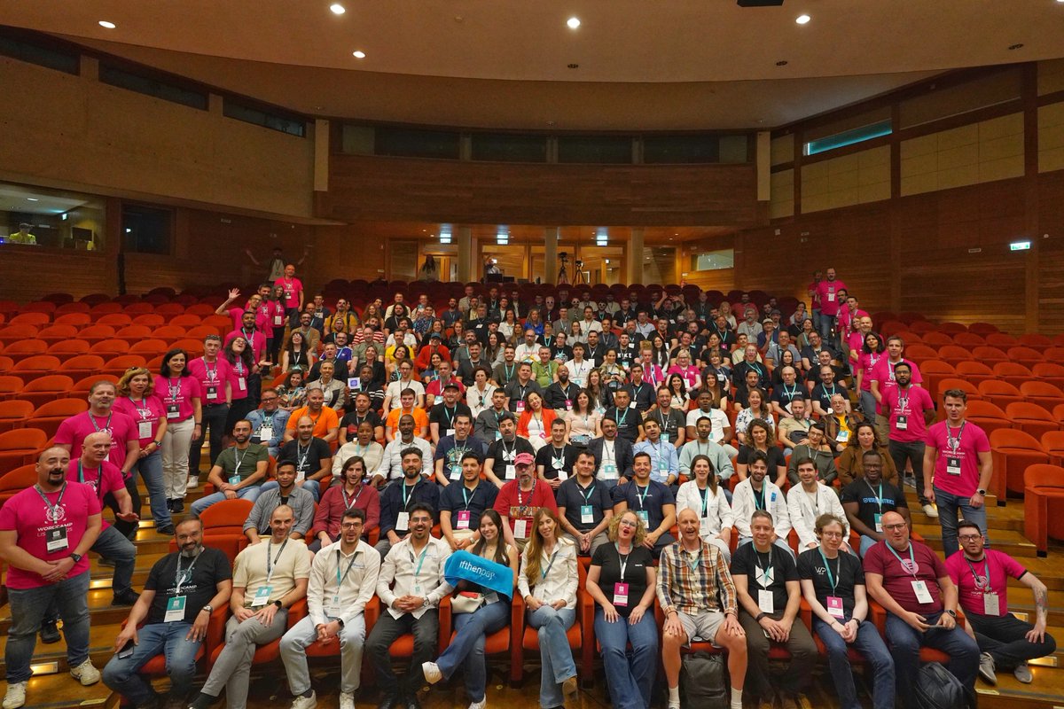 WordCamp Portugal tweet media