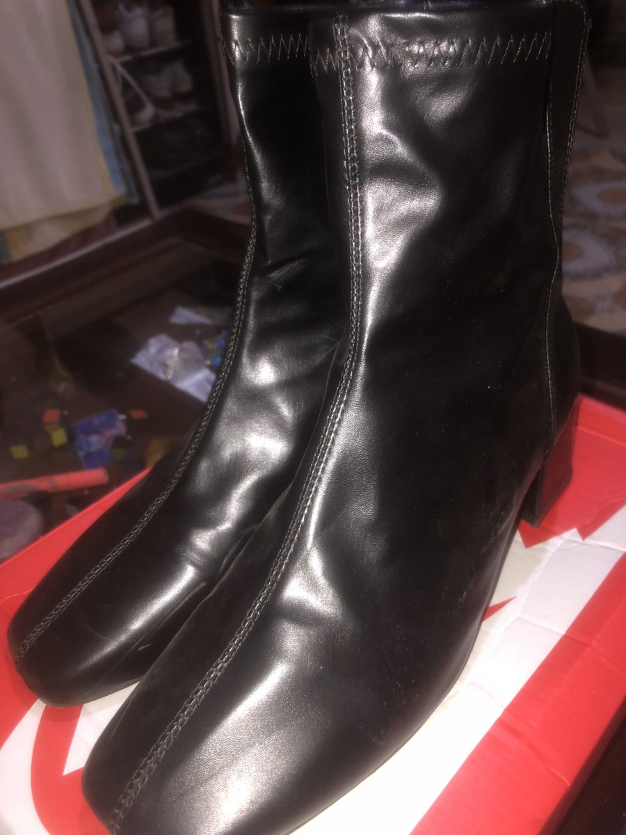 sangwonabo's tweet photo. WANT TO SELL
1. nike court vision alta uk 40,5 (baru banget baru try on aja) 600k
2. ⁠sepatu boots baru sekali pake uk 40 100k aja

🫧negotiable
🫧shopee available 
🫧dom bandung
🫧boleh dp dulu

t. wtb wts preloved sepatu baru new murah https://t.co/8xvNPU0f12