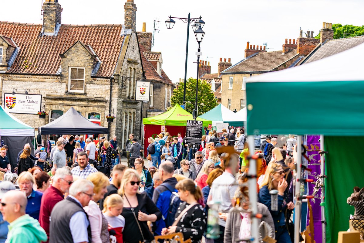 VisitYork's tweet photo. Join us at the @visitmalton Food Lovers Festival (24 – 26 May 2025)! 🍽️ 

Enjoy top chefs, live music, and over 100 market stalls. Discover Yorkshire-made delights like cheeses, sauces, and scrumptious bakes. Arrive hungry! 😋

For more info: https://t.co/3LYMR19thW #ad https://t.co/vnkCIxnQVF