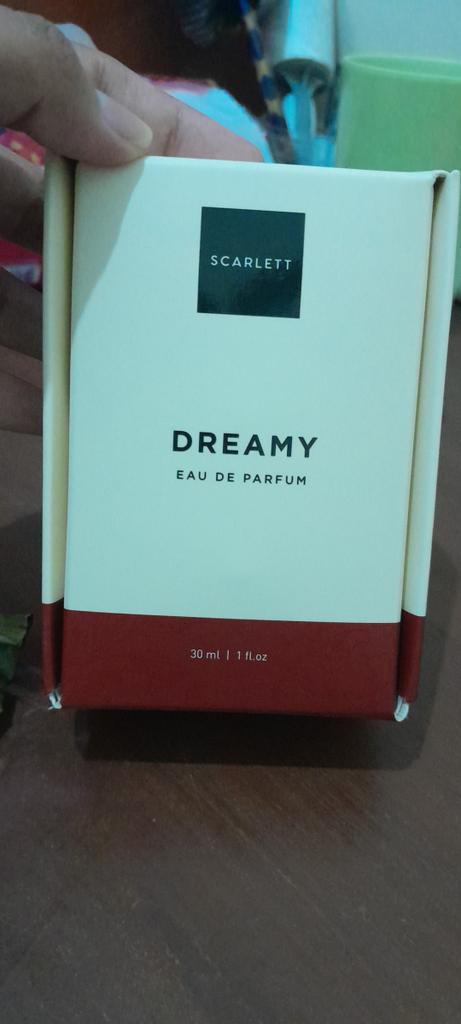 sunflawshc's tweet photo. wts scarlett dreamy new baru 1 kali semprot, 40k, co shopee https://t.co/RZiPtmQHcs