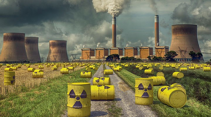 finifugaltech's tweet photo. ABD, 90 bin ton nükleer atığı enerjiye dönüştürmeye hazırlanıyor!
Yeni nesil reaktörler sayesinde çöplükte bekleyen radyoaktif atıklar, yeniden kullanılabilir yakıta dönüşecek. Hem enerji üretilecek, hem de çevreye olan yük azaltılacak. Nükleer dönüşüm başlıyor! https://t.co/CLTgxAsUVG