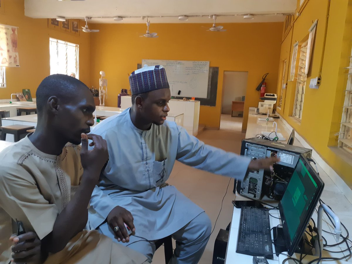 Schoovir Training for Teachers in Government Girls Secondary School(wtc) Kano and Government Girls Secondary School Dala. 

SchooVir: Smart, Immersive, Inclusive!
