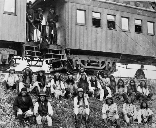 TammiMinoski's tweet photo. In September 1886, Brig. Gen. Nelson A. Miles caught #Geronimo and his group and promised them that they would be able to return to Arizona after a time of exile in Florida. #ApacheWars #NativeAmericanHistory https://t.co/tkeYgwn8Xk