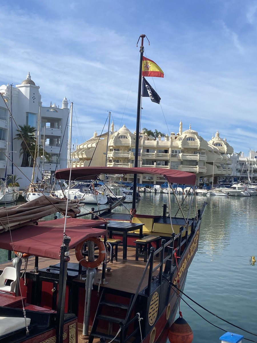 Junco_Chino's tweet image. ⛵️ 🇪🇸 🏴‍☠️ #PuertoMarina #Benalmádena