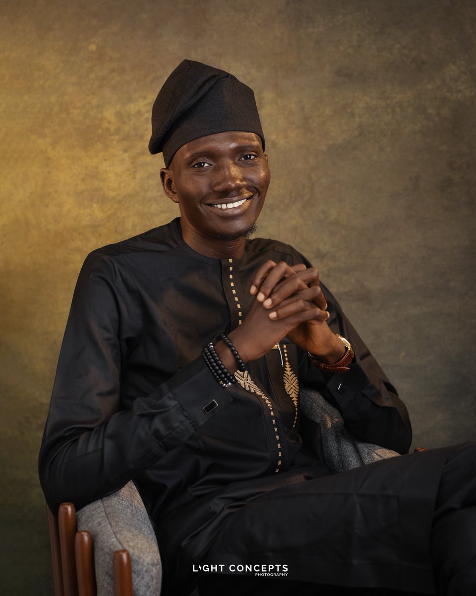 lawrence_pelumi's tweet photo. Happy birthday to my humble self. 

I am grateful to God, my family, friends, and loved ones who have helped me this far. https://t.co/DfheEYgqkc