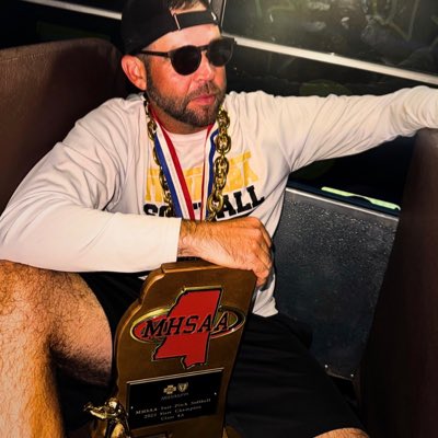 JeffreyMann22's tweet photo. #NewProfilePic https://t.co/FqyKYYOTH5