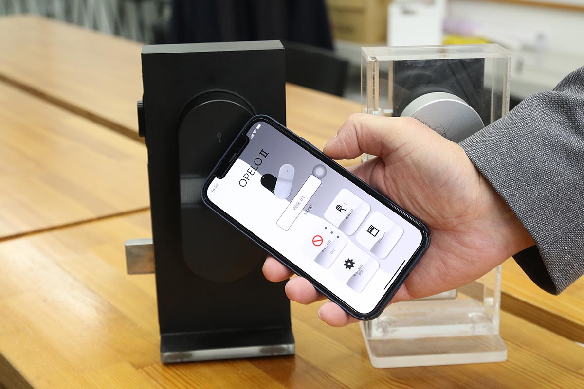 kaden_watch's tweet photo. 【今週の人気記事】電力メーター大手、大崎電気工業の「新しいスマートロック」とは? https://t.co/muVM1g1Qm5 #大崎電気工業 #OPELO https://t.co/KdvWBQe0Sp