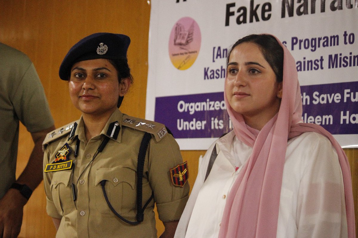 Save Youth Save Future (@jksysf) on Twitter photo Sach Ka Safar – Youth Against Fake Narratives.
<a href="/JkSYSF/">Save Youth Save Future</a> Foundation, through its flagship initiative Taleem Haq Hai Hamara, organized an impactful awareness event at Town Hall, #Pulwama. The program aimed to equip youth with essential skills to combat fake news & misinformation.1/n Sach Ka Safar – Youth Against Fake Narratives.
<a href="/JkSYSF/">Save Youth Save Future</a> Foundation, through its flagship initiative Taleem Haq Hai Hamara, organized an impactful awareness event at Town Hall, #Pulwama. The program aimed to equip youth with essential skills to combat fake news & misinformation.1/n