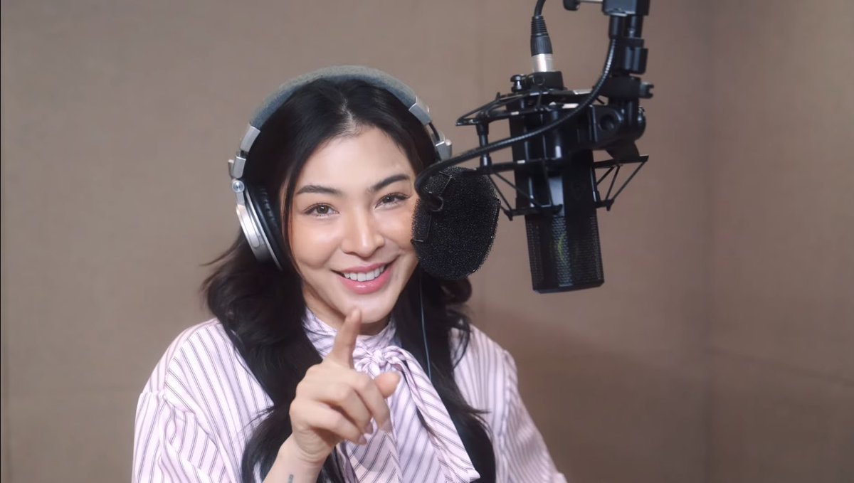 cheekkynink's tweet photo. เจ้าความรักหน้าตาประมาณนี้รึป่าว 
สดใสที่สุดเลยค่ะคนเก่ง ☺️🎧

PERAYA COVER SONG
#DeepTalkByFaye https://t.co/gaQguhaTzm