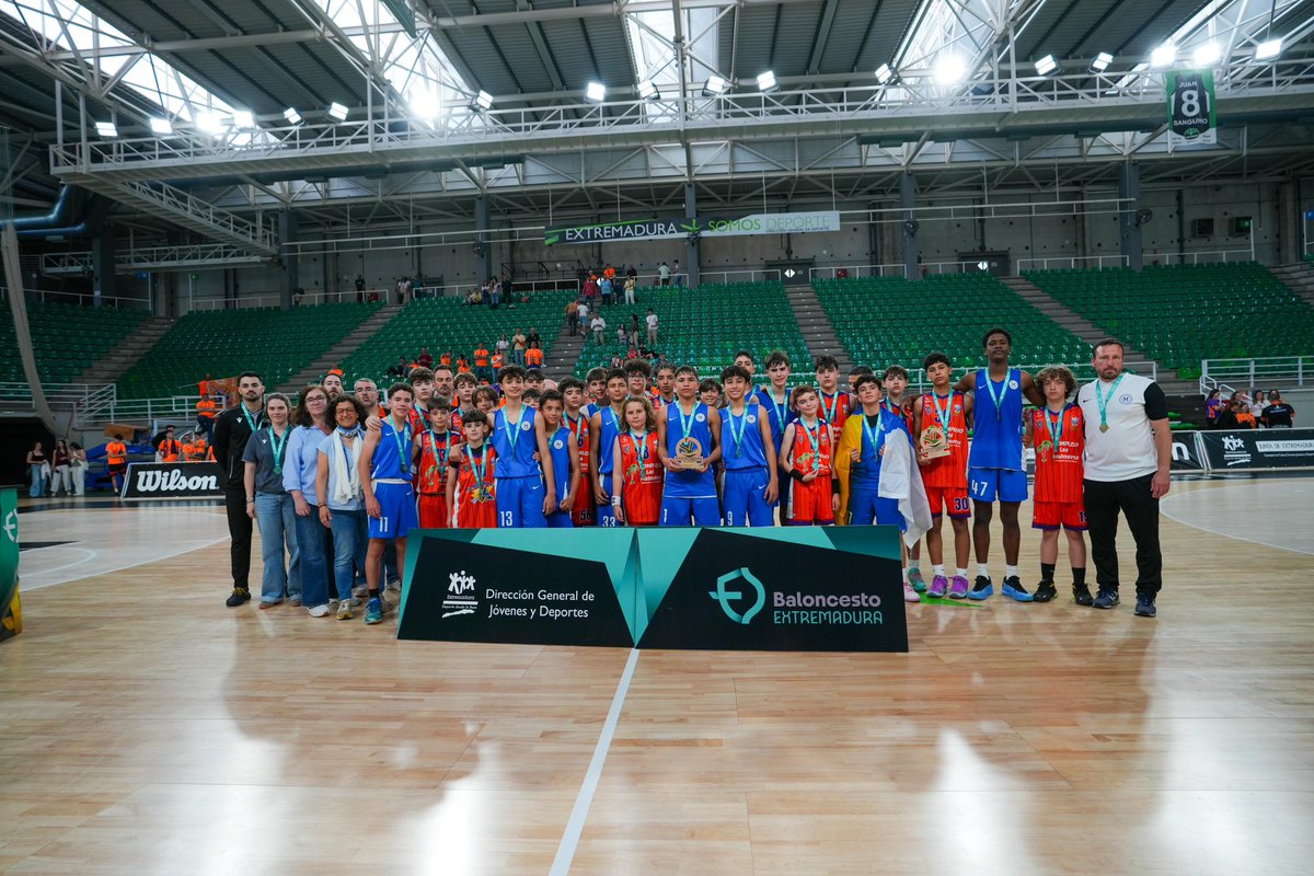 Federación Extremeña de Baloncesto (@fexb) on Twitter photo <a href="/CDInicia_/">C.D. INICIA Vva</a> <a href="/CBACADEMYSPAIN/">City of Badajoz Academy</a> <a href="/jovendeportEXT/">Jóvenes y Deportes Extremadura</a> 🏆 #TiempodeFinales | Infantil Masculino Oro
¡Final del partido! El <a href="/CBACADEMYSPAIN/">City of Badajoz Academy</a> es campeón de Extremadura.
¡Enhorabuena!
<a href="/CDInicia_/">C.D. INICIA Vva</a> 8️⃣1️⃣
<a href="/CBACADEMYSPAIN/">City of Badajoz Academy</a> 9️⃣3️⃣
🏟️ Pabellón Multiusos de Cáceres
📊 App Afición FExB
#BaloncestoExtremadura
<a href="/jovendeportEXT/">Jóvenes y Deportes Extremadura</a> <a href="/CDInicia_/">C.D. INICIA Vva</a> <a href="/CBACADEMYSPAIN/">City of Badajoz Academy</a> <a href="/jovendeportEXT/">Jóvenes y Deportes Extremadura</a> 🏆 #TiempodeFinales | Infantil Masculino Oro
¡Final del partido! El <a href="/CBACADEMYSPAIN/">City of Badajoz Academy</a> es campeón de Extremadura.
¡Enhorabuena!
<a href="/CDInicia_/">C.D. INICIA Vva</a> 8️⃣1️⃣
<a href="/CBACADEMYSPAIN/">City of Badajoz Academy</a> 9️⃣3️⃣
🏟️ Pabellón Multiusos de Cáceres
📊 App Afición FExB
#BaloncestoExtremadura
<a href="/jovendeportEXT/">Jóvenes y Deportes Extremadura</a>
