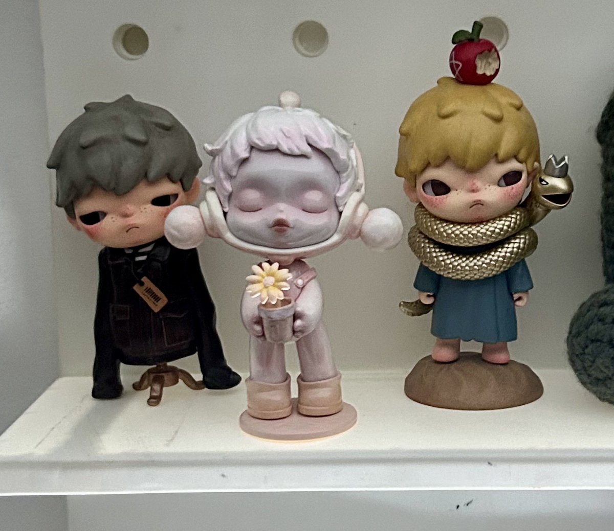 yerihauls's tweet photo. hello .. may interested ba dito TT can sell them for 500 each (nogotiable naman esp if multiple bibilhin; 400 ung sa candle) di ko pala kaya magcollect ng hirono HAKEHJSJD

wts hirono skullpanda popmart shelter little le petit prince reshape warmth ph https://t.co/fPgUTUqkOa