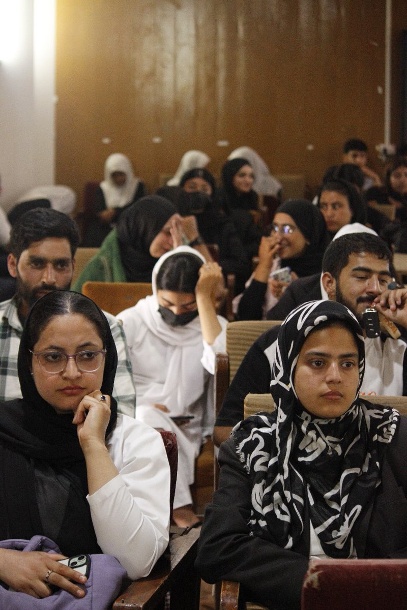 Save Youth Save Future (@jksysf) on Twitter photo The event was headed by SSP Pulwama <a href="/ssppul/">Pulwama Police</a> Ms. PD Nitya and opened by Ms. Anika Nazir, President of the Women’s Wing <a href="/JkSYSF/">Save Youth Save Future</a>, and was attended by hundreds of youth from Pulwama to tackle the pressing issue of misinformation and its impact on society.
2/n The event was headed by SSP Pulwama <a href="/ssppul/">Pulwama Police</a> Ms. PD Nitya and opened by Ms. Anika Nazir, President of the Women’s Wing <a href="/JkSYSF/">Save Youth Save Future</a>, and was attended by hundreds of youth from Pulwama to tackle the pressing issue of misinformation and its impact on society.
2/n