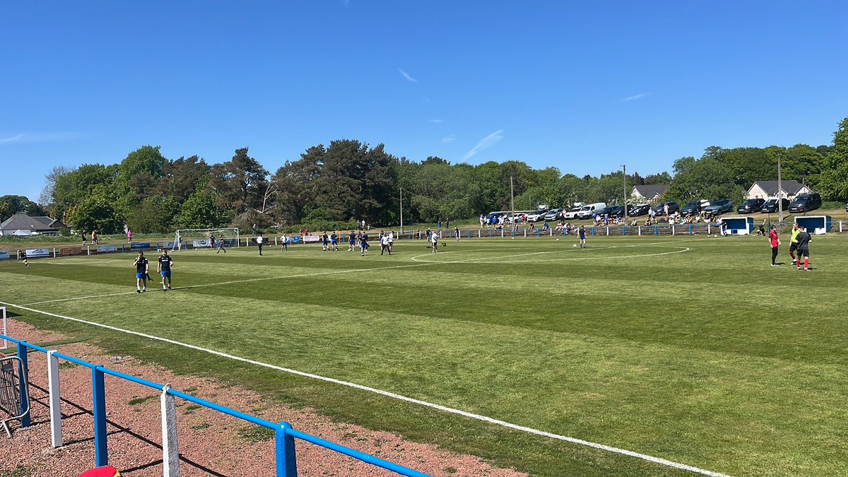 imried7's tweet image. Back to the old stomping ground to watch @LanarkFc hopefully lift the league title today 🏆