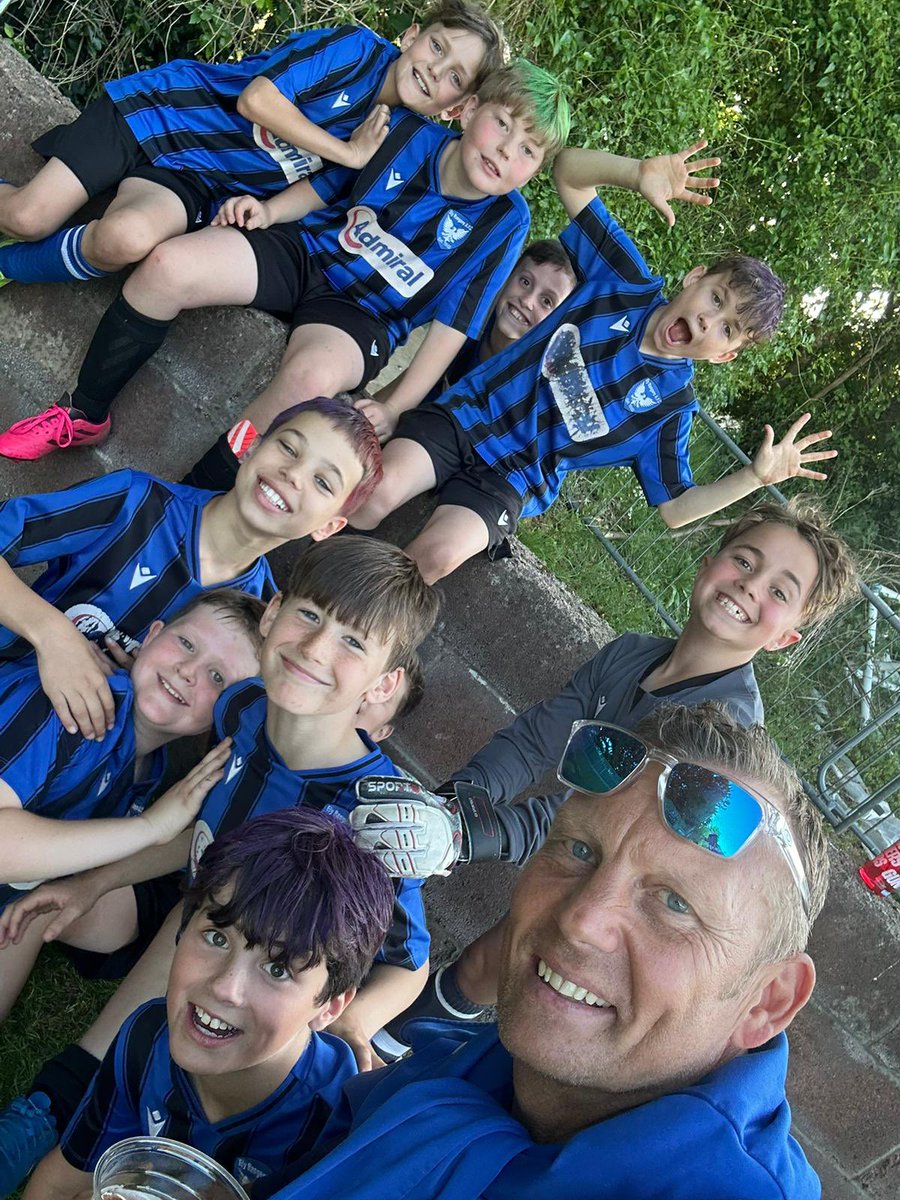 What a wonderful few weeks - packed festival last week and now our club presentation
4 sittings as always