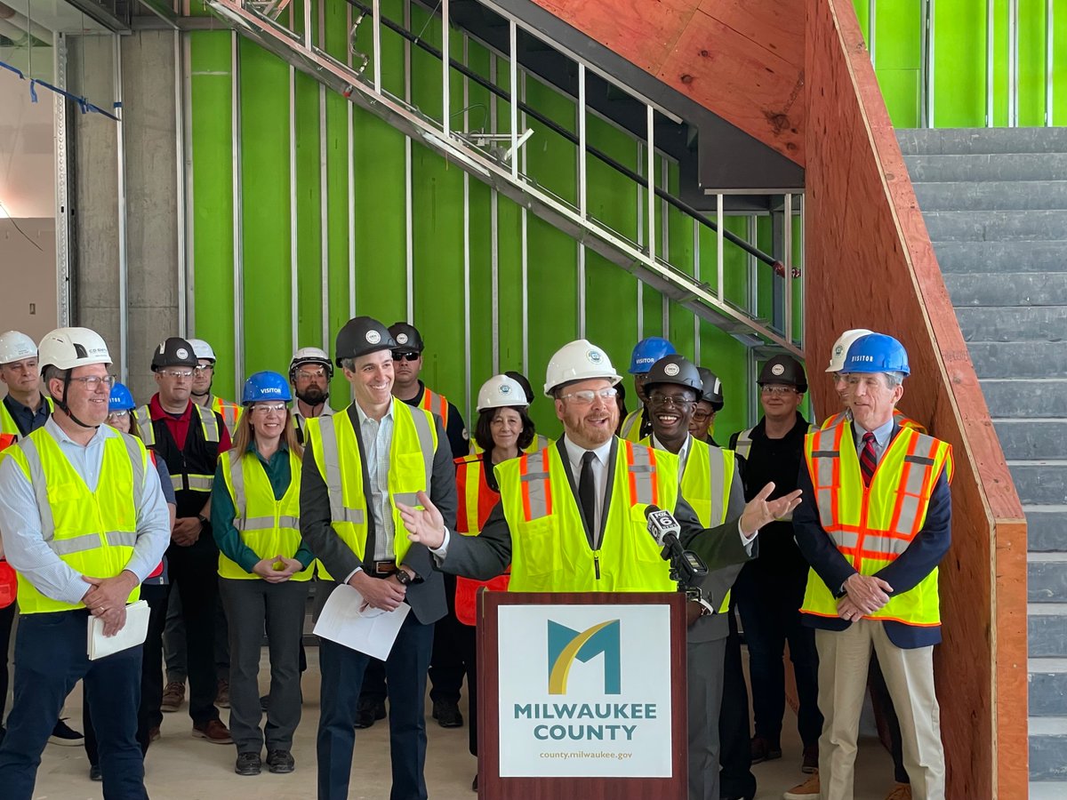 Milwaukee County’s Center for Forensic Science and Protective Medicine is coming soon to Wauwatosa! Grateful for the opportunity to tour the facility, thank stakeholders, and say a few words about why it’s so important. Check out this Fox 6 story for more. fox6now.com/news/milwaukee…