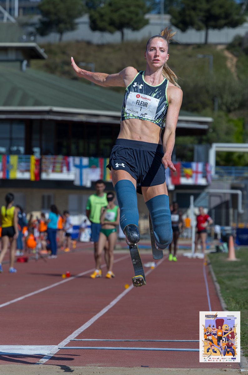 ParaLHospitalet's tweet photo. 😍 WE’RE LIVING AN AMAZING MEETING! 

Doble WR! 😱😱😱😱

Fleur Jong =WR Long Jump F62 6.74

Judith Tortosa WR in 400 m wheelchair T72 1:17:50

FANTASTIC! 😱😱😱 https://t.co/j0yQ0DlMt3