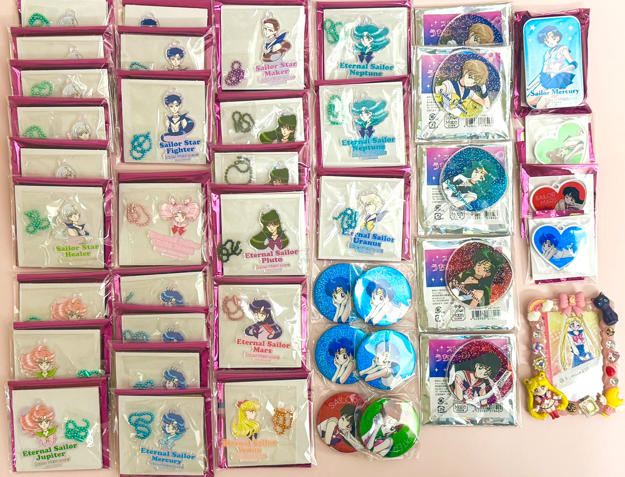 いま人気のアイテム つきみ໒꒱·  X: on ﾟ キャラクターグッズ