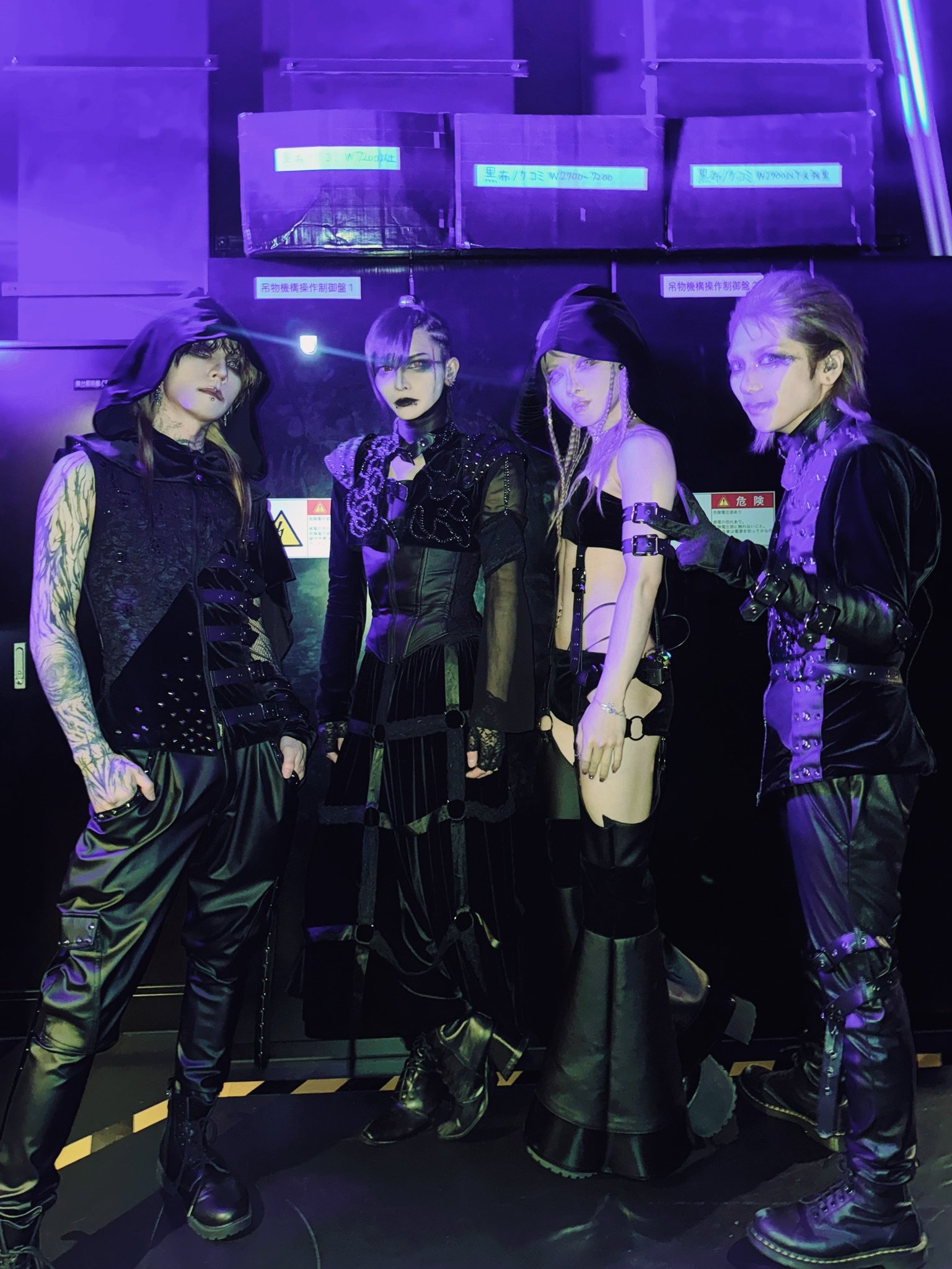 【お買得】 JILUKA -OFFICIAL-  X: on その他