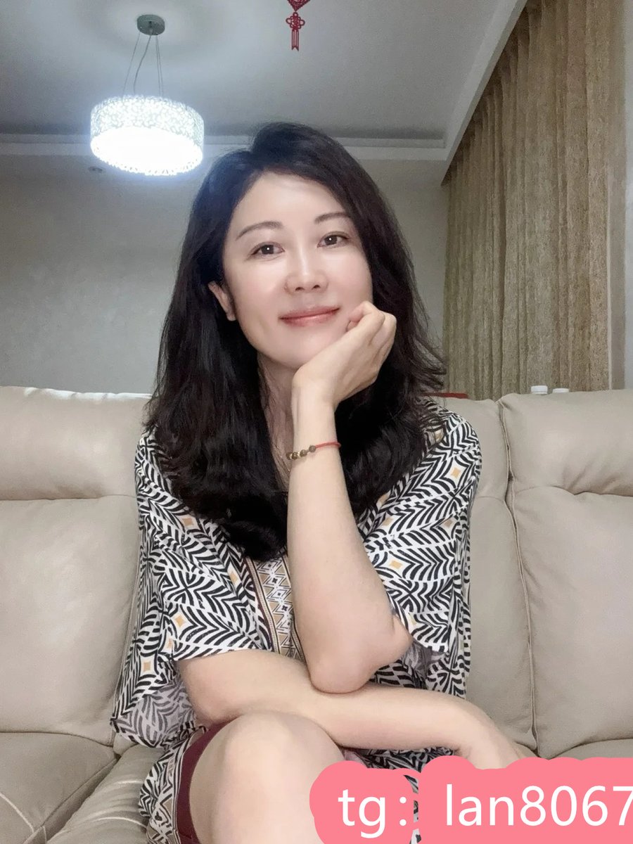 不想上班  超級想做愛🥵      
有沒有男人要幹41歲的國文老師？ https://t.co/QWJsDWidik