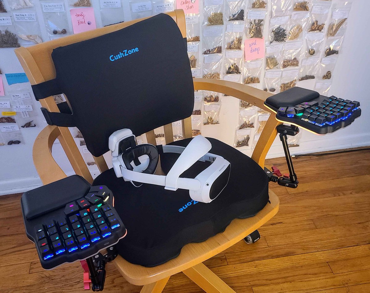 Dygma (@dygmalab) on Twitter photo This new setup has us blown away: Dygma Defy attached to a chair and a virtual reality headset! π€―
Thanks to /AugustoIcaro on Discord for the picture! This new setup has us blown away: Dygma Defy attached to a chair and a virtual reality headset! π€―
Thanks to /AugustoIcaro on Discord for the picture!