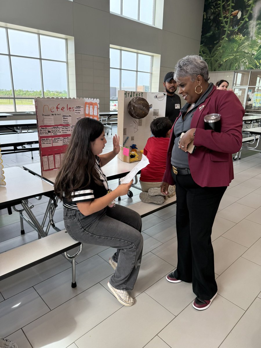 Santa Fe Elementary, CISD tweet media