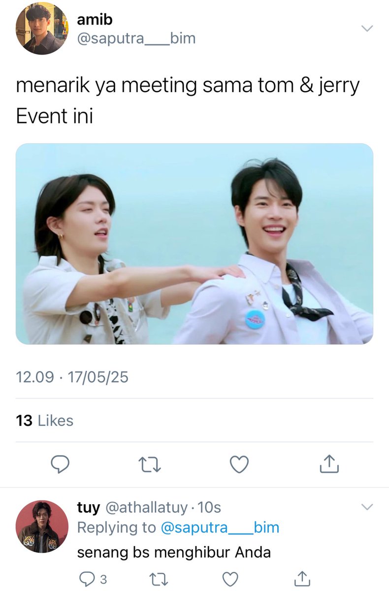 🪭𑁤 tweet media