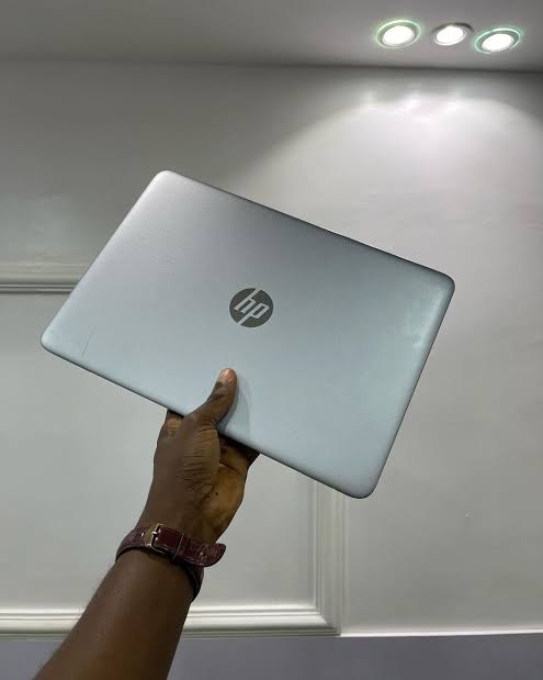 wizkidfc_'s tweet image. If i decide to give this out, what will you use it for?