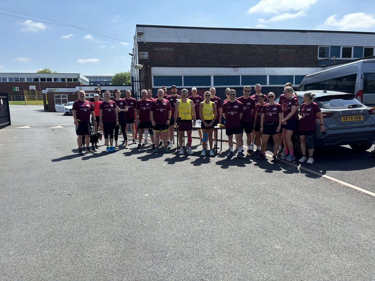 📍 Newcastle Academy – Hello Newcastle! 26km done and the cheers are keeping us going.
Incredible atmosphere here – thank you for the boost! 🙌 #WATaRun