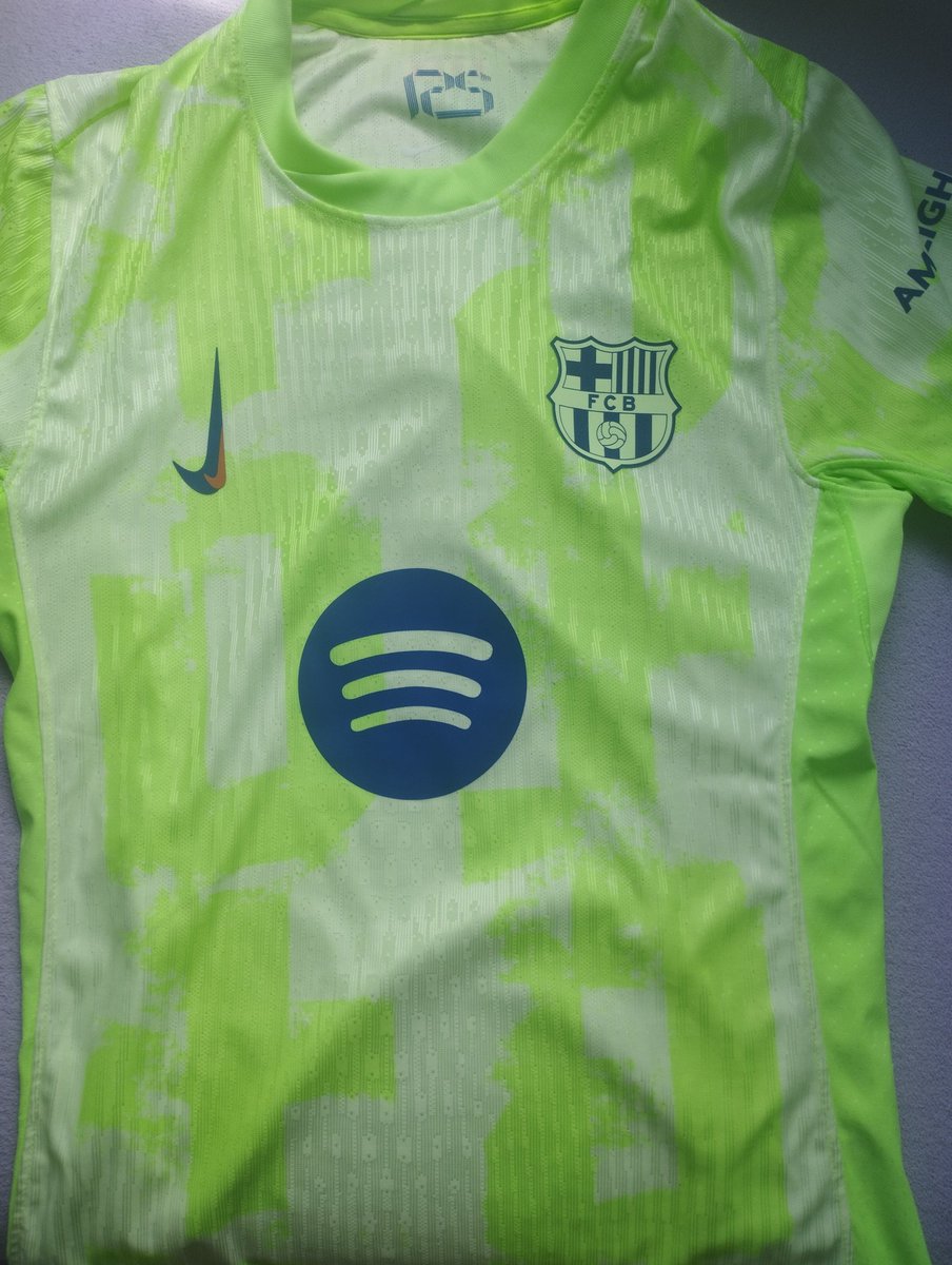 AngelDavid581's tweet photo. RECOMIENDO TOTALMENTE FUTBOLEZ
• Muy buena calidad
• Muy buen precio
• 100% autentica
• Envio rapido 
• Todas las variedades de camisetas
@futbolezco 
Recomiendo Futbolez al 100% para fanaticos de futbol a los que les encanta coleccionar camisetas de futbol 🤩 https://t.co/OTen8qlcH1