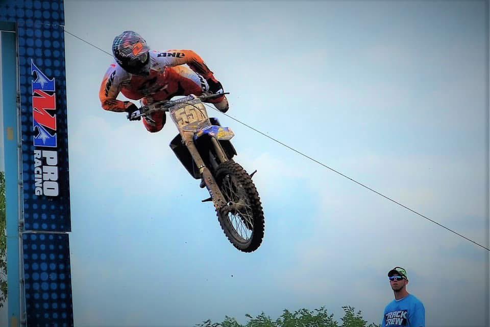 RealRupertX's tweet photo. #SomePeopleThinkThat Motocross is easy. They be cuckooooo https://t.co/sDKK9vbAGs