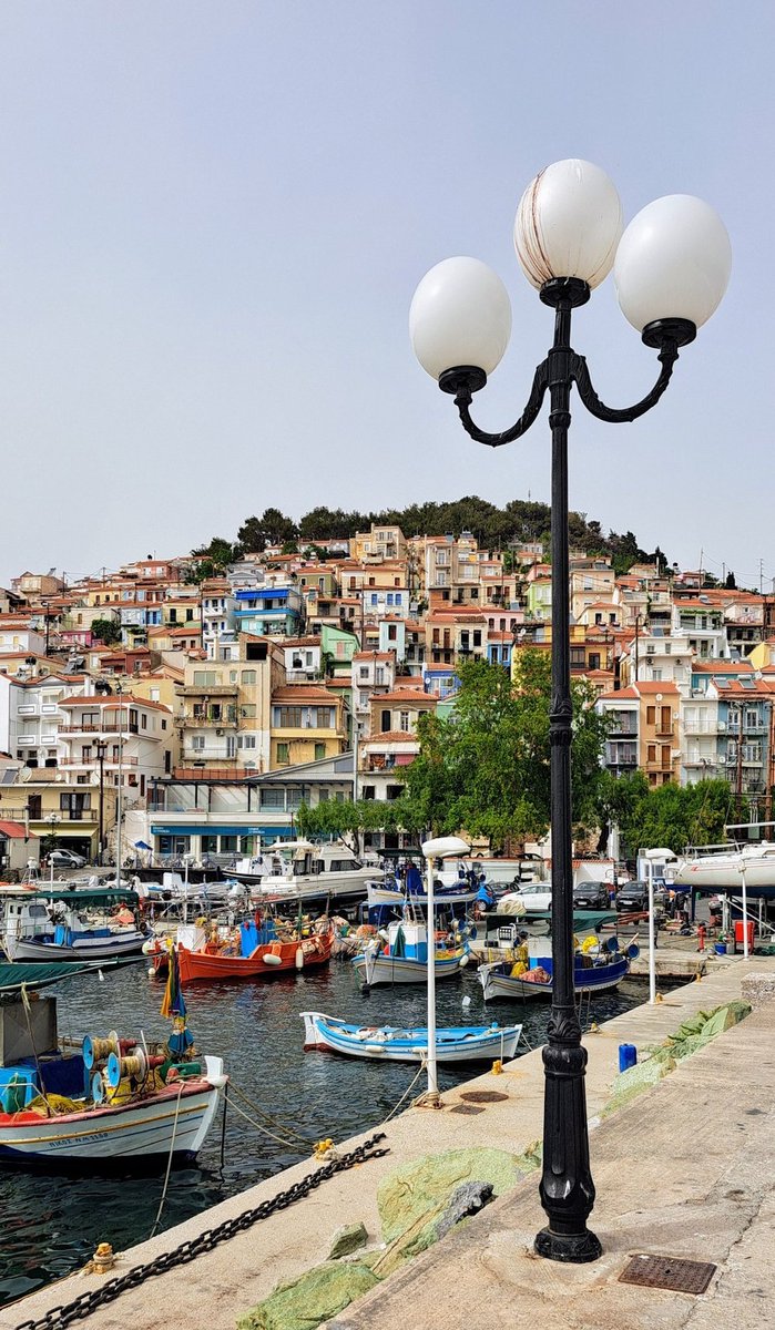 GreeceTours's tweet image. Plomari - where the waves meet tradition and Greece’s finest ouzo flows by the sea! 🇬🇷✨

This hidden gem on Lesvos offers colorful harbors, authentic charm, and the perfect blend of history and relaxation. Have you discovered it yet?

#Plomari #Lesvos #GreekEscape🍹