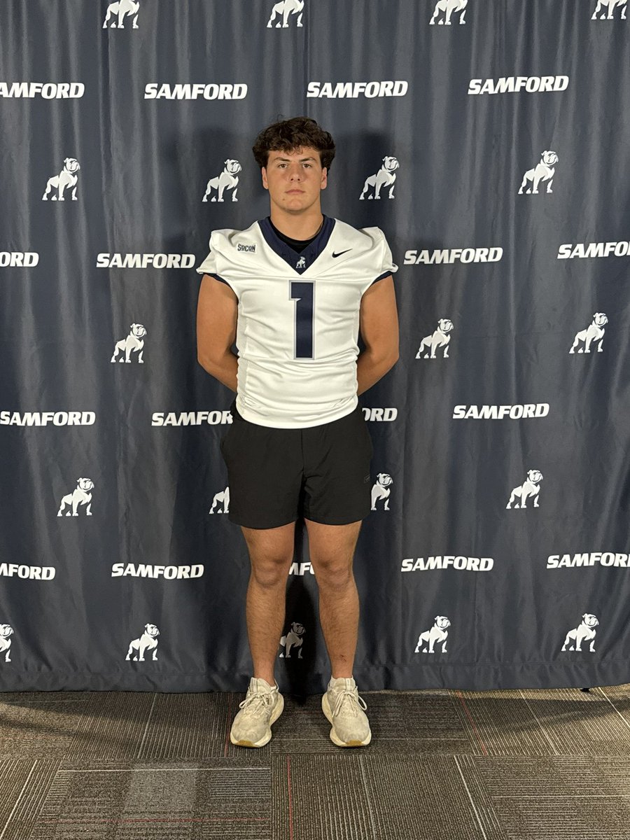 AlexPlaia's tweet photo. Enjoyed the visit to Samford🐶
Thank you @coach_sloan for the invite!
@PlaiaMike @CoachMaraJCCHS @stanwhiteAU11 https://t.co/Dqo5SDzSuN