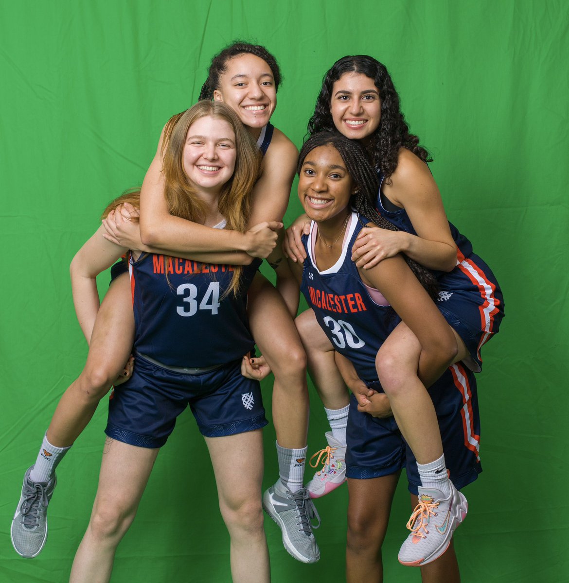 Macalester Women’s Basketball tweet media