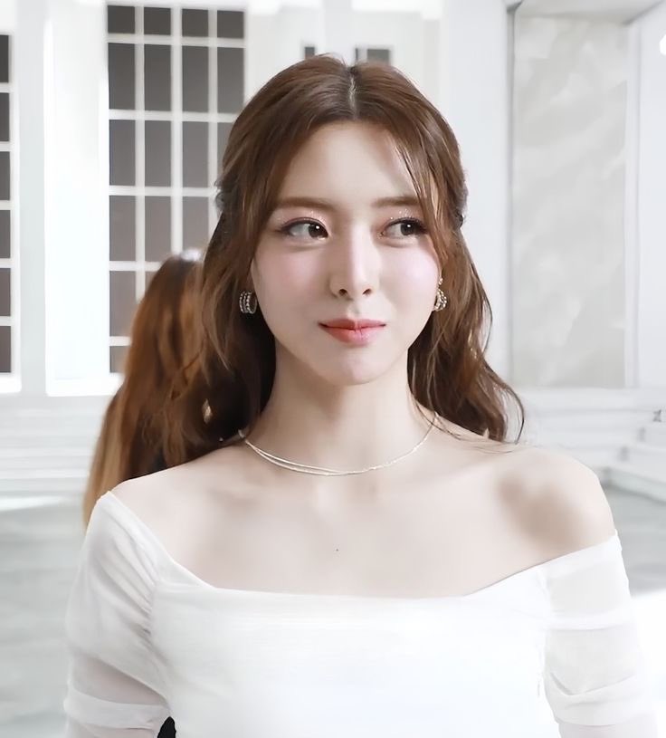 daily yuna tweet media