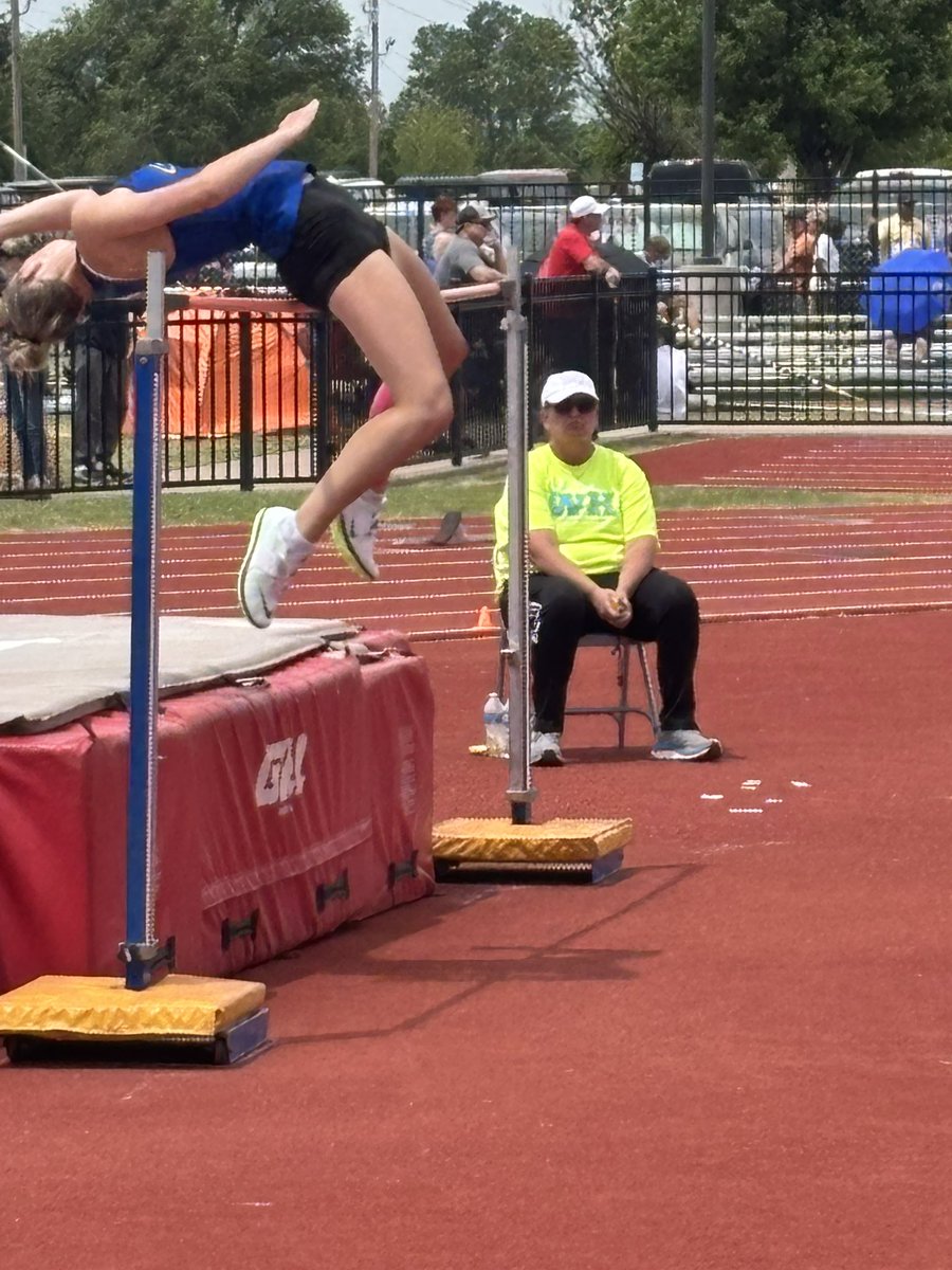 Shaydin Myers
Class 6A Girls High Jump
OSSAA State Championships!!