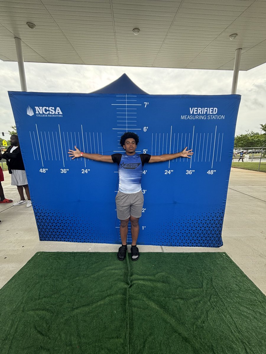 KofiPrez's tweet photo. I had great time a rivals camp
placed top in my position in RB @Rivals @RivalsCamp @RecruitGeorgia @NEGARecruits @Uncommon_Coach @Bulldogs_FB https://t.co/NWts7mnnaL