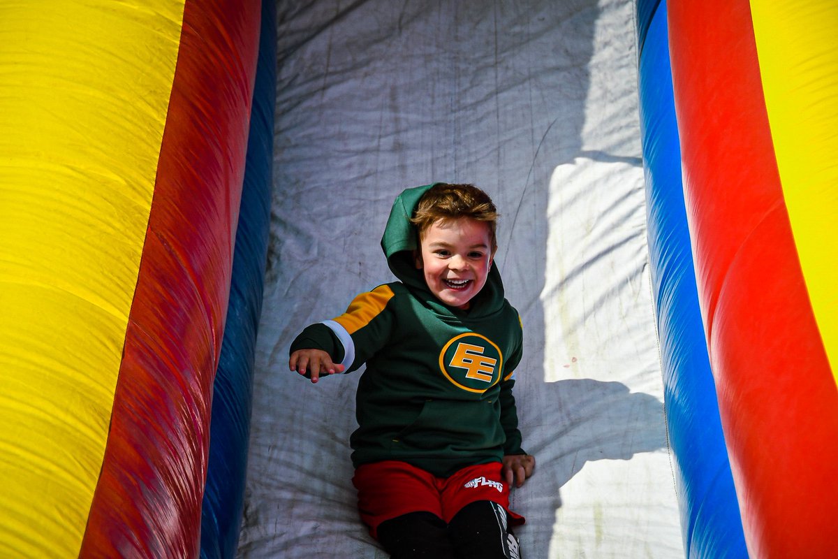 GoElks's tweet photo. We do it for the Green &amp; Gold 🟢🟡

Fan Day has been an EE tradition for decades, connecting with the community and celebrating the start of the Canadian Football League season!

#AlwaysEdmonton | Cooper Equipment Rentals https://t.co/gBOc9tagAY