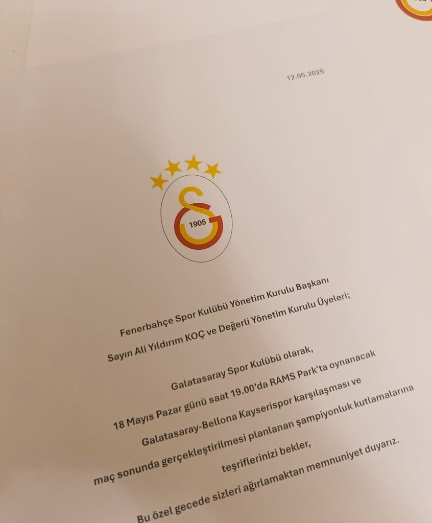 fenermarkajorg's tweet photo. 🚨SKANDAL!

Galatasaray yönetimi, Ali Koç ve Yönetimini Kayserispor şampiyonluk maçına ve maç sonunda planlanan şampiyonluk kutlamalarına davet etmiş. https://t.co/2aJedLA9b3