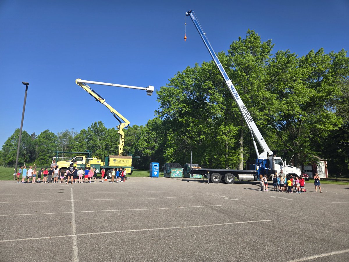 1st grade vehicle day at Richfield Elementary.
