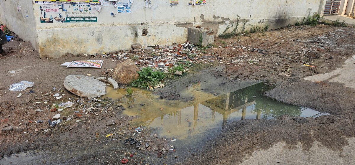 GeorgeReddy0241's tweet photo. Dear Sir /Madam,  @HMWSSBOnline
Issue at Kailash Hills cammon, Mahadevapuram Colony Gajularamram,  Kindly look into it.
Issue from many days.  Mobile Number Subba Rao 9866106910 https://t.co/vdcTJ4Tsih
