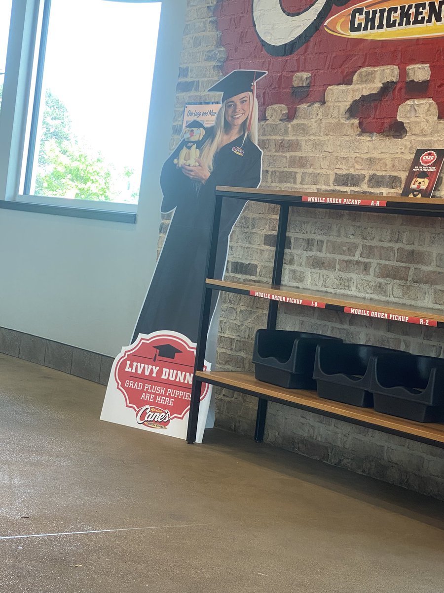 AssblasterRose's tweet image. Livvy Dunne I’m inside you.