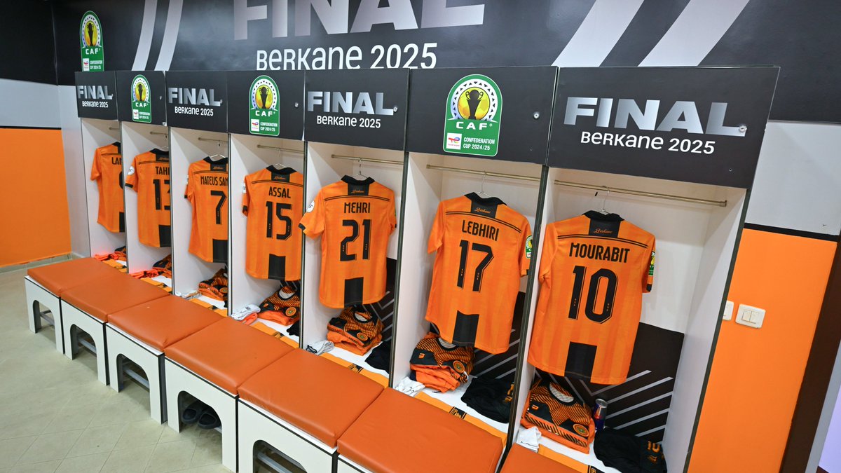 CAFCLCC's tweet photo. Inside the dressing rooms of the finalists. 📸

#TotalEnergiesCAFCC https://t.co/i6W3CnGldd